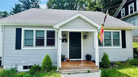 93 Maple St, Oneonta, NY 13820