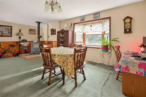 Dining - 11 Van Marters Ln, Lyons, NY 14489 photo 2 of 4
