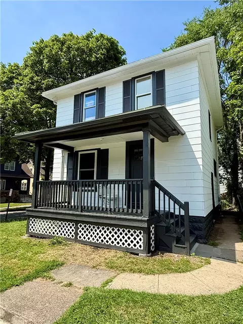 96 Delamaine Dr, Rochester, NY 14621