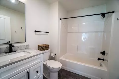 Bath - 55 Seacliffe Rd, Irondequoit, NY 14622 photo 1 of 2
