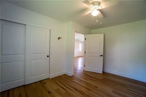 Bedroom - 55 Seacliffe Rd, Irondequoit, NY 14622 photo 3 of 7