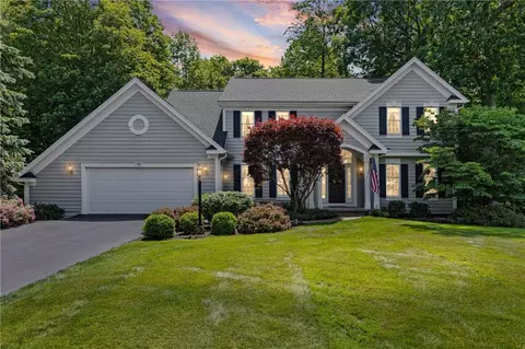 33 Chablis Dr, Perinton, NY 14450