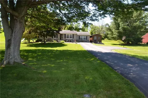 3009 Hance Rd, Macedon, NY 14502
