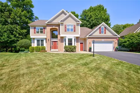 1552 Fallen Leaf Ter, Webster, NY 14580