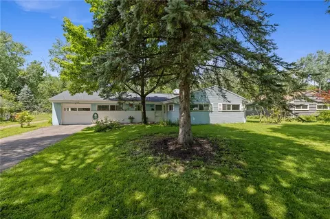 143 Hemingway Dr, Brighton, NY 14620