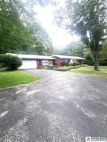 3026 Garfield Rd, Busti, NY 14701