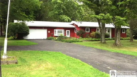 3026 Garfield Rd, Busti, NY 14701