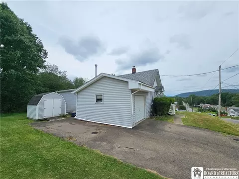 Exterior - 272 Hamilton Ave, Olean, NY 14760 photo 2 of 7