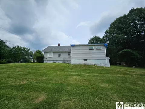 Exterior - 272 Hamilton Ave, Olean, NY 14760 photo 6 of 7