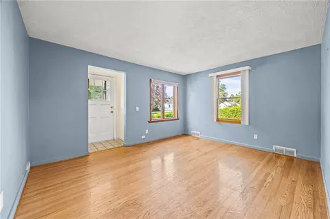 Living - 211 Heberle Rd, Irondequoit, NY 14609 photo 3 of 5