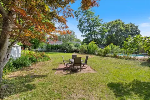 Exterior - 29 Avondale Rd, Irondequoit, NY 14622 photo 8 of 9