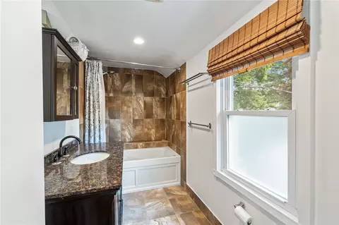 Bath - 29 Avondale Rd, Irondequoit, NY 14622 photo 1 of 2
