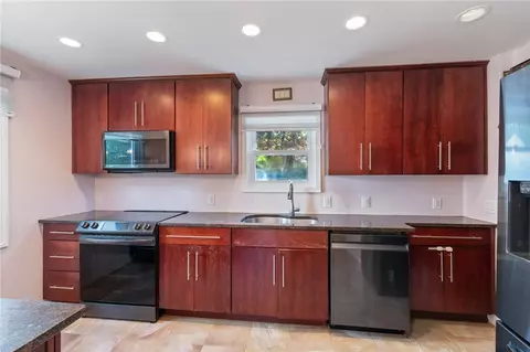 Kitchen - 29 Avondale Rd, Irondequoit, NY 14622 photo 1 of 2