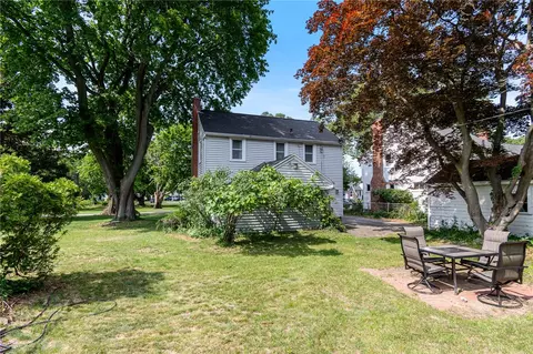 Exterior - 29 Avondale Rd, Irondequoit, NY 14622 photo 4 of 9