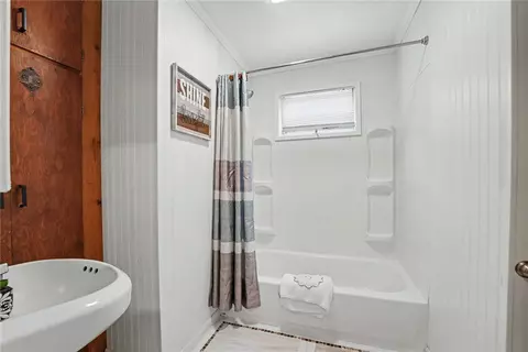 Bath - 30 Park Ave, Eldred, PA 16731 photo 1 of 2