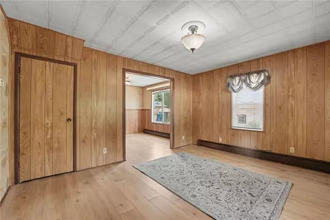 Living - 30 Park Ave, Eldred, PA 16731 photo 1 of 3
