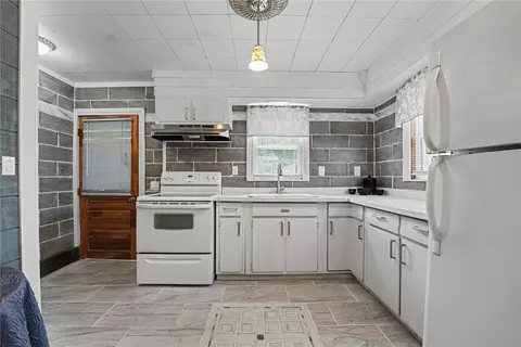 Kitchen - 30 Park Ave, Eldred, PA 16731 photo 1 of 3