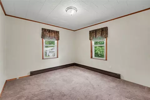 Bedroom - 30 Park Ave, Eldred, PA 16731 photo 3 of 8