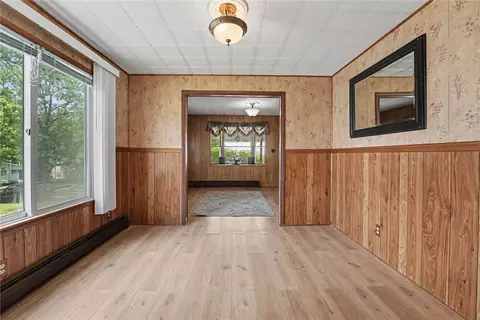 Living - 30 Park Ave, Eldred, PA 16731 photo 3 of 3