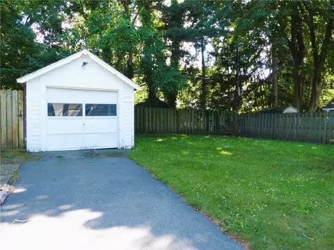 53 Coolidge Rd, Irondequoit, NY 14622 photo 20