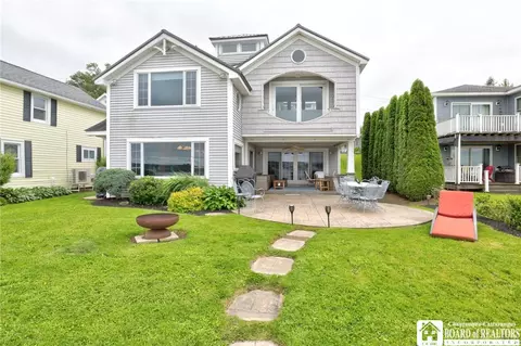 140 W Summit St, Busti, NY 14750