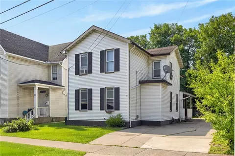 19 Waverly Pl, Rochester, NY 14608