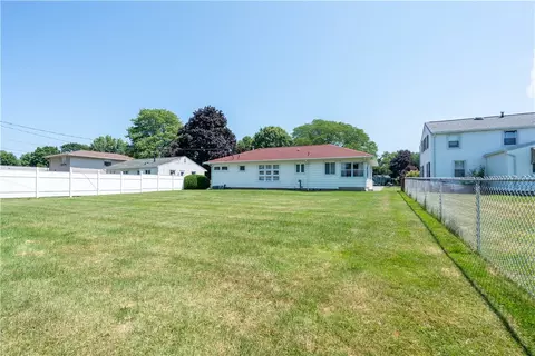 Exterior - 53 Cedar Ln, Irondequoit, NY 14622 photo 3 of 6