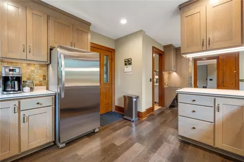 Entry Way - 489 Helendale Rd, Irondequoit, NY 14609 photo 3 of 6