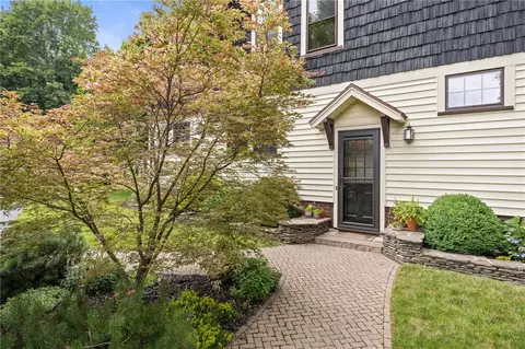 Exterior - 489 Helendale Rd, Irondequoit, NY 14609 photo 5 of 11