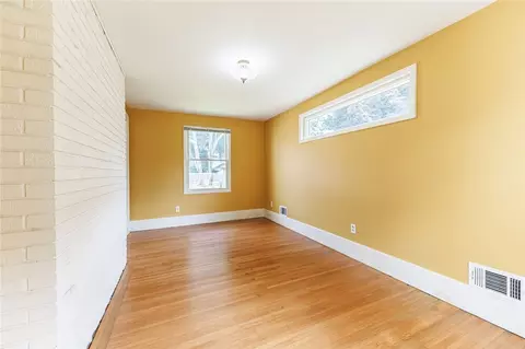 38 Barons Rd, Irondequoit, NY 14617 photo 11
