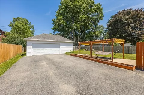 38 Barons Rd, Irondequoit, NY 14617 photo 34