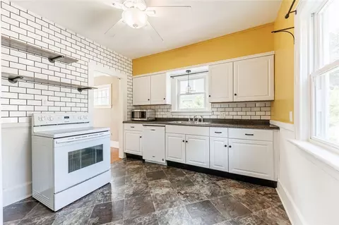 38 Barons Rd, Irondequoit, NY 14617 photo 16