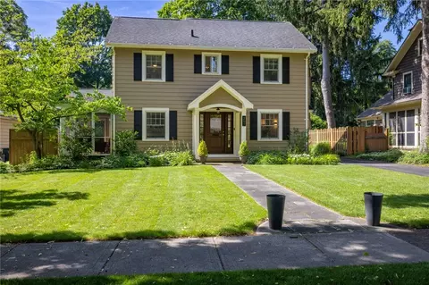 261 Nunda Blvd, Rochester, NY 14610