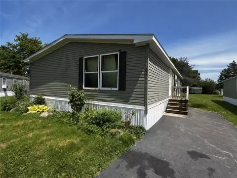1612 Apt 83 Hennessey Rd, Ontario, NY 14519