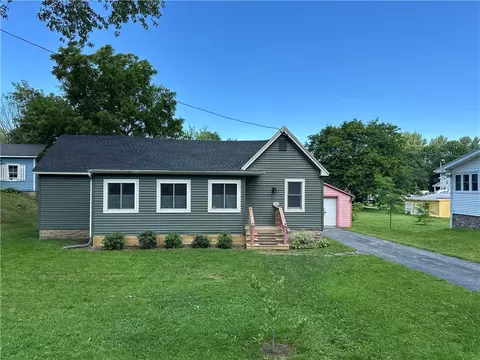 35 Bolton Ave, Alexandria, NY 13607