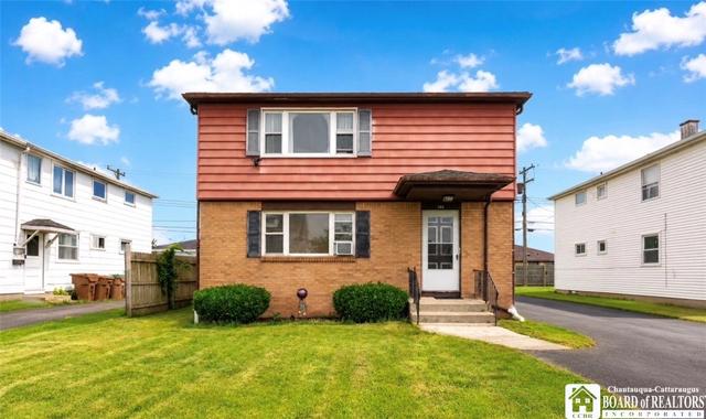 101 Poinciana Pkwy, Cheektowaga, NY 14225
