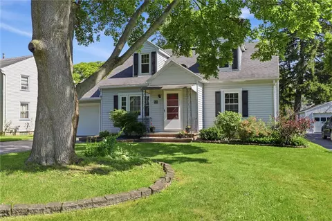 Exterior - 32 Traymore Rd, Irondequoit, NY 14609 photo 3 of 9