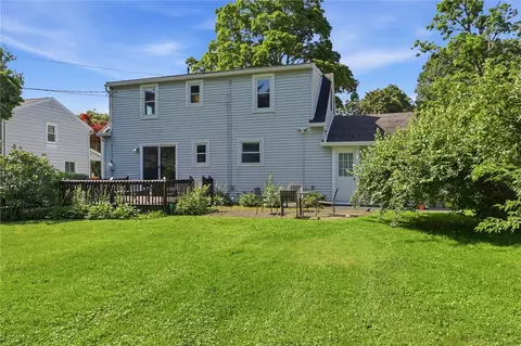 Exterior - 32 Traymore Rd, Irondequoit, NY 14609 photo 8 of 9