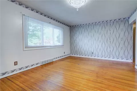 184 Bennett Ave, Irondequoit, NY 14609 photo 8