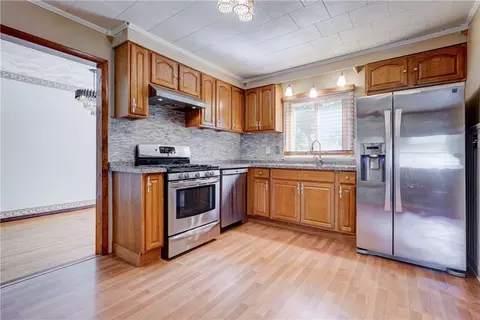 184 Bennett Ave, Irondequoit, NY 14609 photo 13