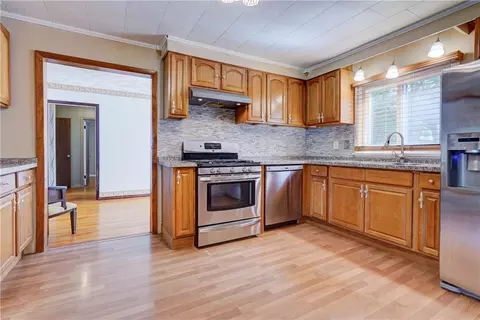 184 Bennett Ave, Irondequoit, NY 14609 photo 14