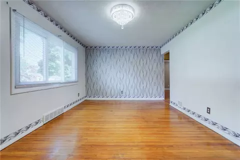 184 Bennett Ave, Irondequoit, NY 14609 photo 9