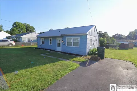 330 Delaware Ave, Jamestown, NY 14701