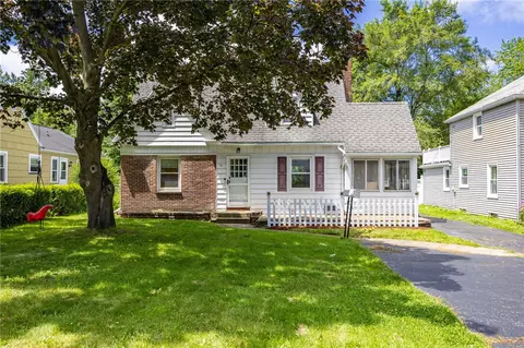 141 Cooper Rd, Irondequoit, NY 14617 photo 33