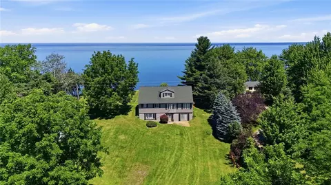 14775 Lakeshore Rd, Carlton, NY 14477