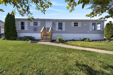 117 Montana Ln, Clifton Springs, NY 14432
