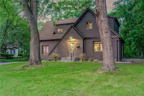 238 River Heights Cir, Rochester, NY 14612
