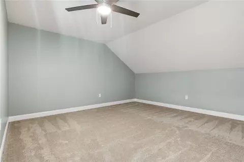 Bedroom - 667 Seneca Rd, Irondequoit, NY 14622 photo 9 of 10