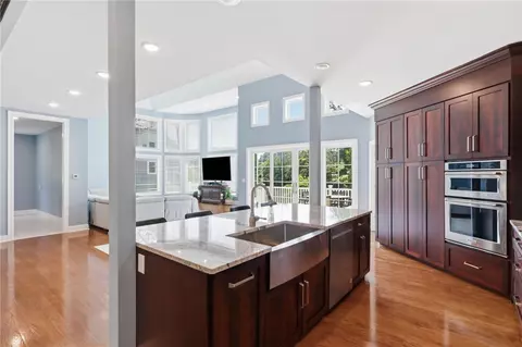 Kitchen - 667 Seneca Rd, Irondequoit, NY 14622 photo 4 of 4