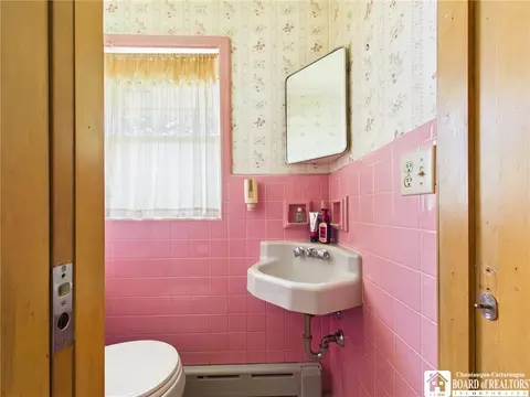 Bath - 961 Kingston Dr, Olean, NY 14760 photo 1 of 3